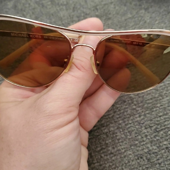 Michael kors polarized rose color aviators - Picture 6 of 10